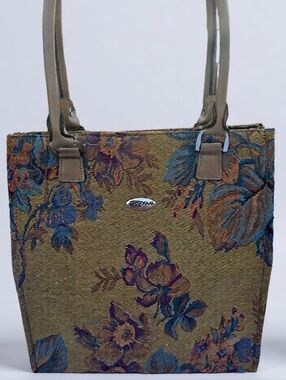 Vintage Pegasus Floral Tapestry Tote Bag - Earthy Tones & Vegan Leather Handles